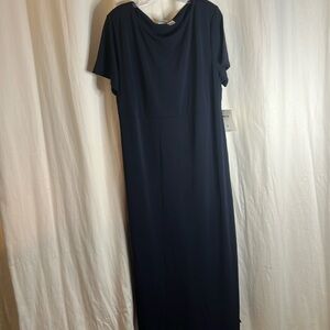 Emma James Shortsleeved Maxi Dress